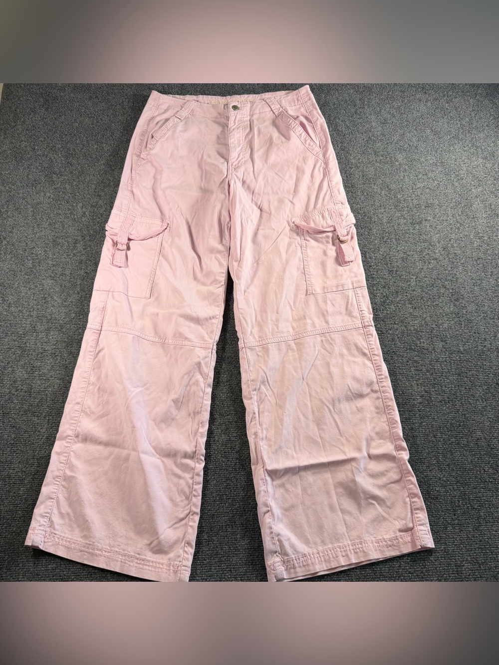American Eagle Outfitters Light Pink High Rise Wide Leg Baggy Cargo Pants Size 6